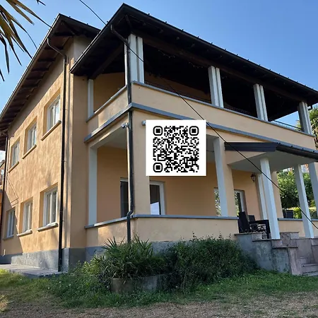 Apartament Vista - Villla Giulia 5 Min Loopafstand Tot Het Porto Valtravaglia